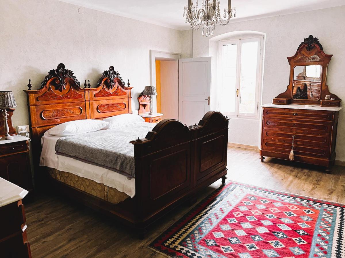 הוילה קסטלנואובו דל גארדה Casale Storico Enzo מראה חיצוני תמונה