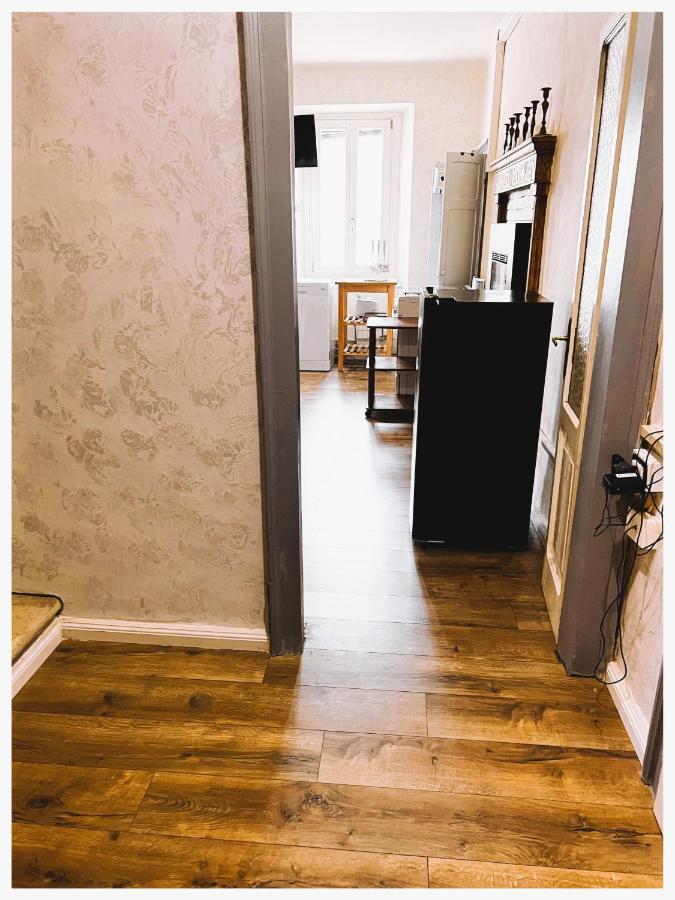 הוילה קסטלנואובו דל גארדה Casale Storico Enzo מראה חיצוני תמונה