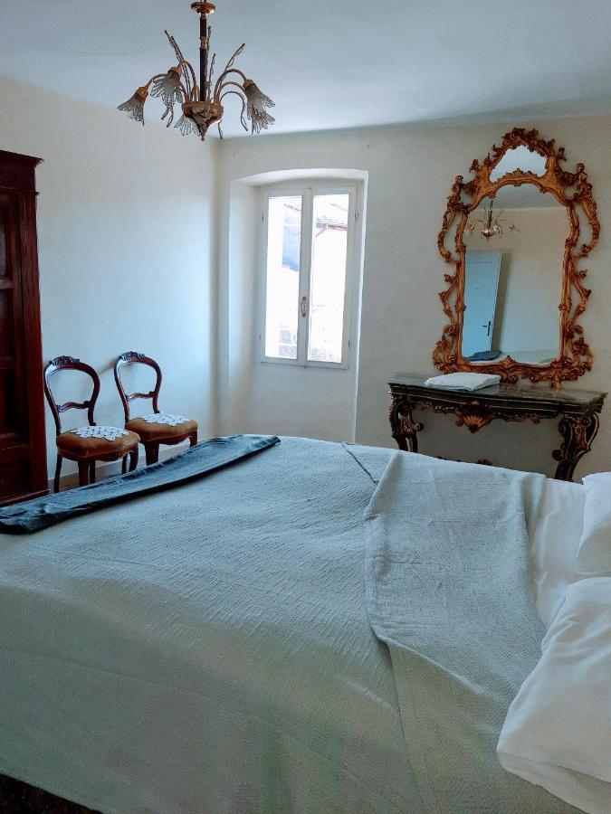 הוילה קסטלנואובו דל גארדה Casale Storico Enzo מראה חיצוני תמונה