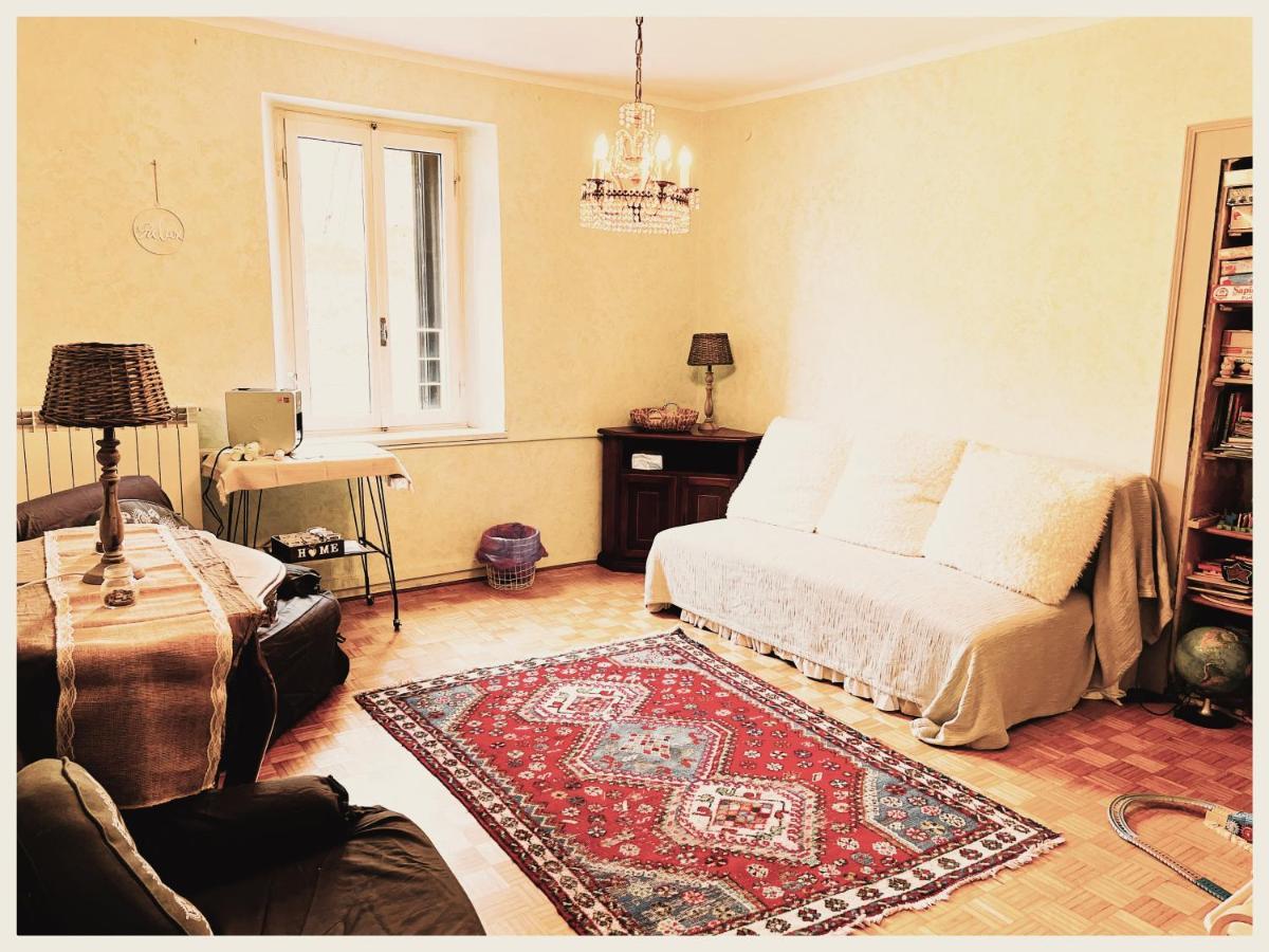 הוילה קסטלנואובו דל גארדה Casale Storico Enzo מראה חיצוני תמונה
