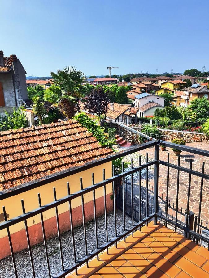 הוילה קסטלנואובו דל גארדה Casale Storico Enzo מראה חיצוני תמונה