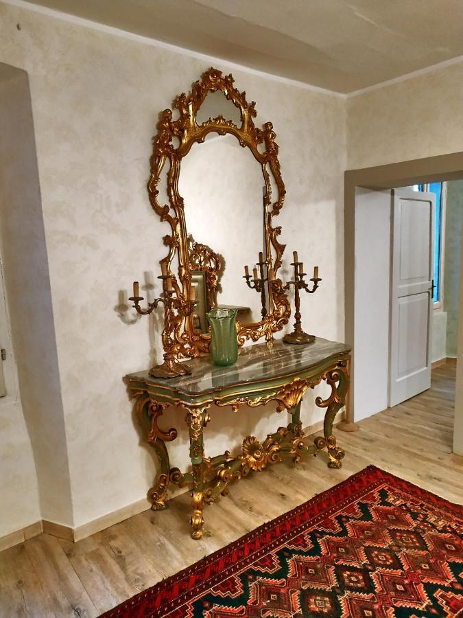 הוילה קסטלנואובו דל גארדה Casale Storico Enzo מראה חיצוני תמונה